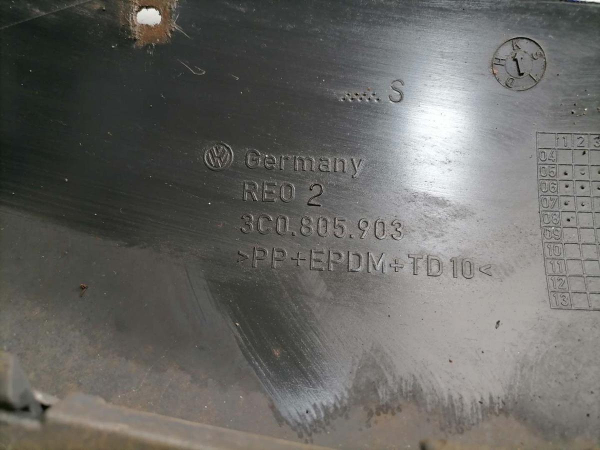 VW Passat 3C B6 original Stoßstange Stossfänger vorn LA7W Reflexsilber Bj.2006 VW Passat 3C B6 original Stoßstange Stossfänger vorn LA7W Reflexsilber Bj.2006
